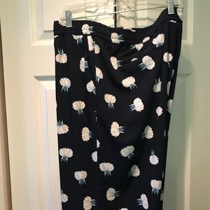 Wide leg lotus pants